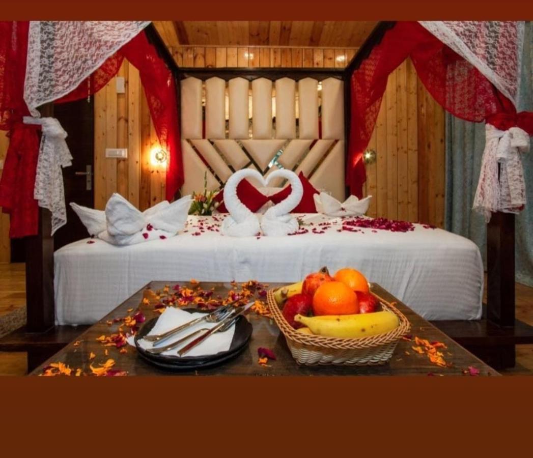 Hygenic Hotel Lotus Grand Andheri 뭄바이 외부 사진