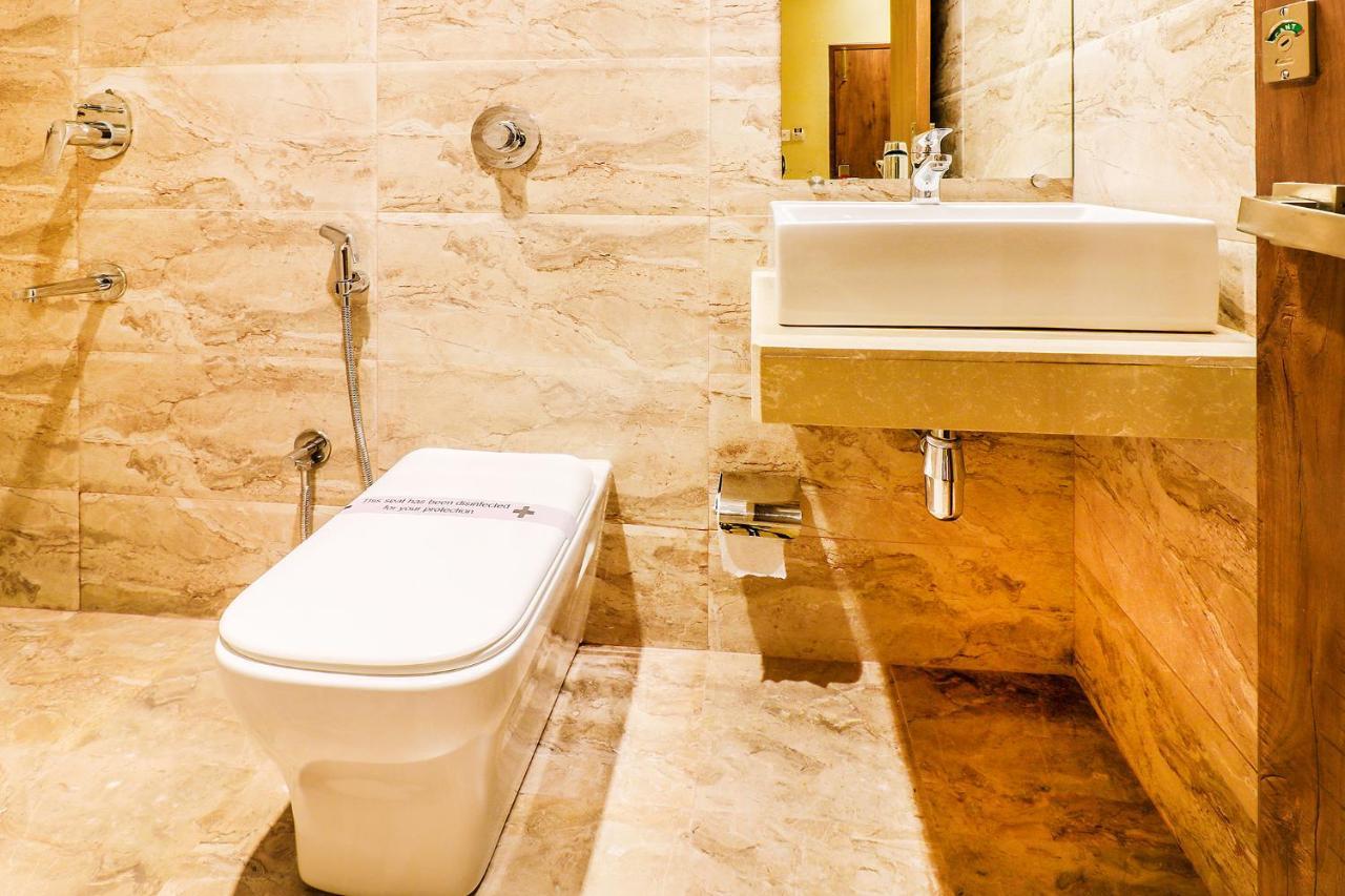 Hygenic Hotel Lotus Grand Andheri 뭄바이 외부 사진